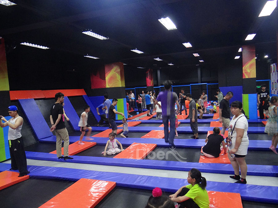 室内儿童蹦床,室内游乐蹦床,亲子蹦床
