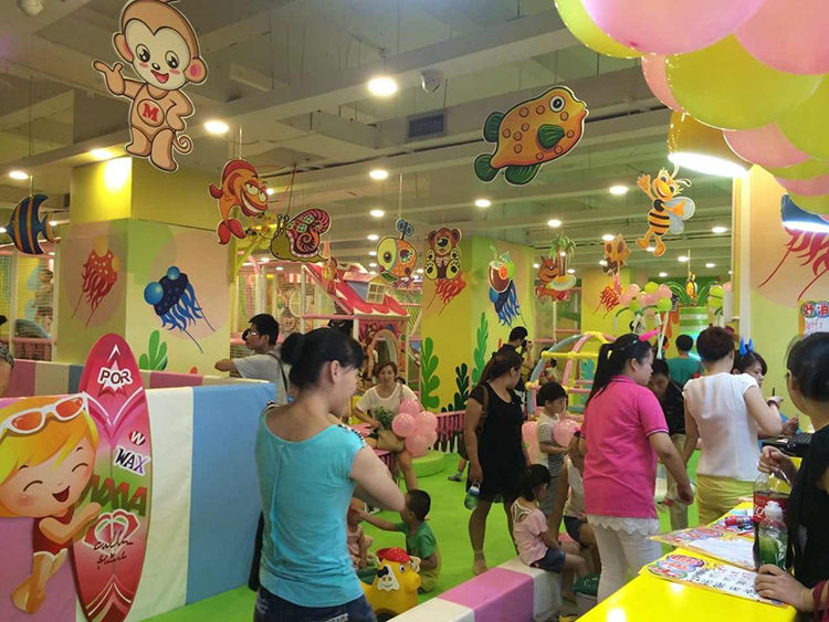 儿童乐园实物图片