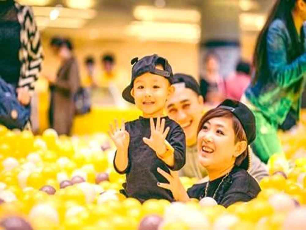 百万球池_室内百万海洋球池_百万球池厂家_立本集团