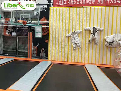 开个蹦床粘墙店生意好吗？结果出乎人们意料