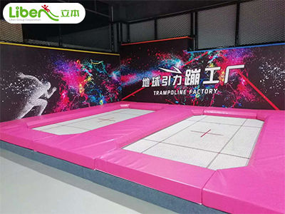 武汉汉阳蹦床主题公园独家体验，乐享青春
