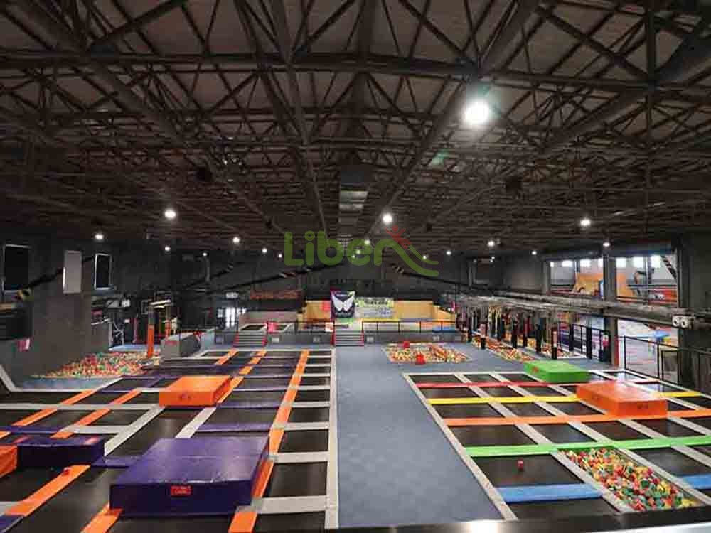 蒙自口袋屋活力空间