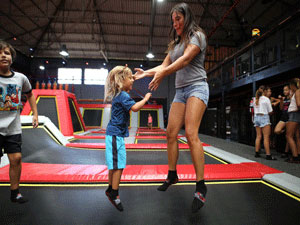 谨慎选择儿童蹦床加盟，科学运营让创业更轻松